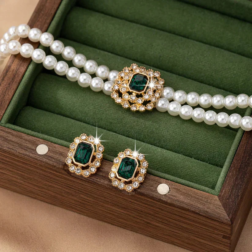 Emerald-Green Pearl Necklace Set – view 3