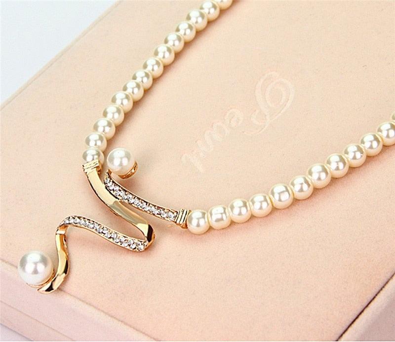 Pearl Ribbon Gold Necklace Set – view 3