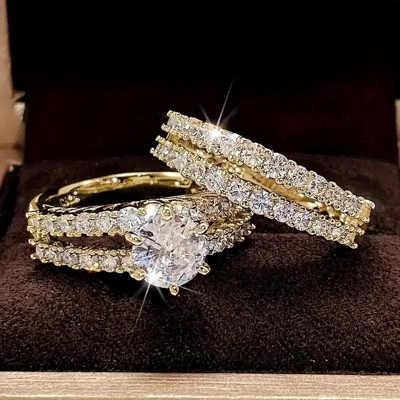 Halo Gold Ring Set