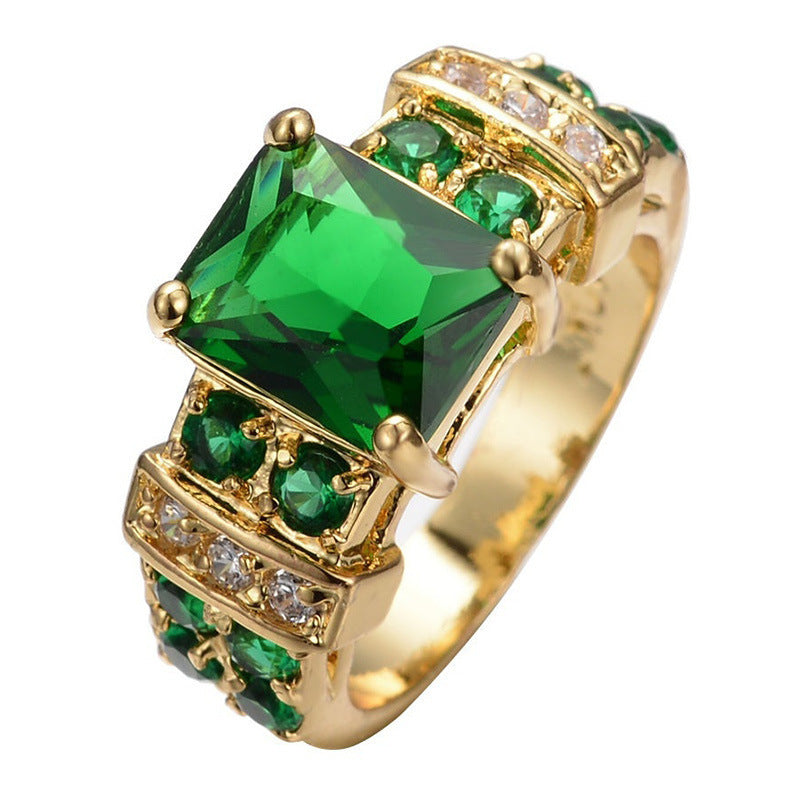 Emerald-Green Statement Gold Ring – view 2