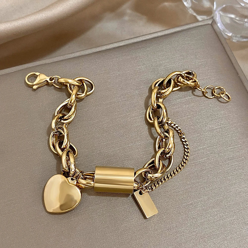 Love Link Gold Bracelet – view 2