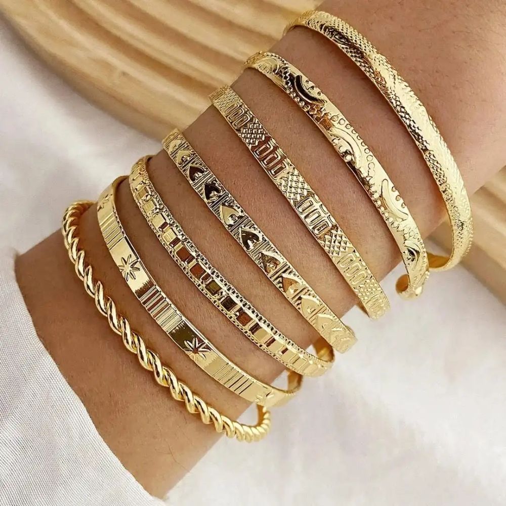 Open Bangle Gold Bracelet Set