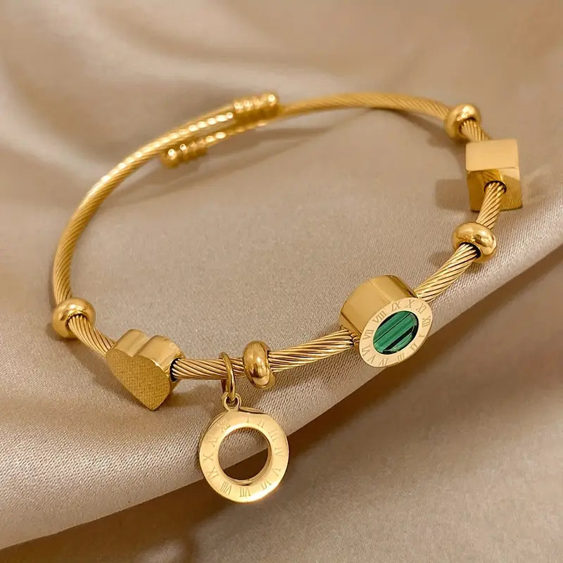 Emerald-Green Charm Gold Bangle