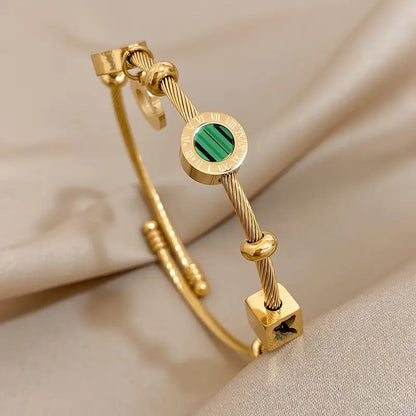 Emerald-Green Charm Gold Bangle – view 4