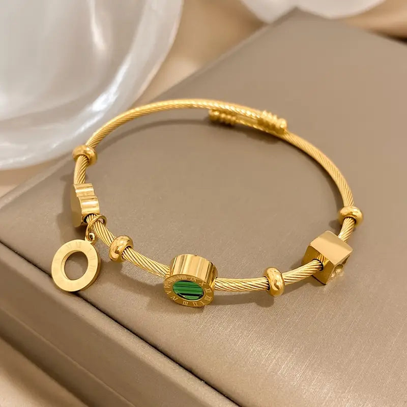 Emerald-Green Charm Gold Bangle – view 6