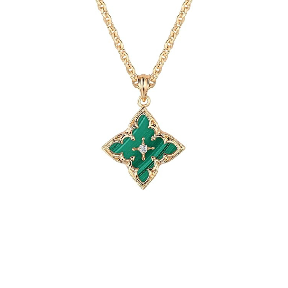 Emerald-Green Clover Gold Pendant Necklace – view 2