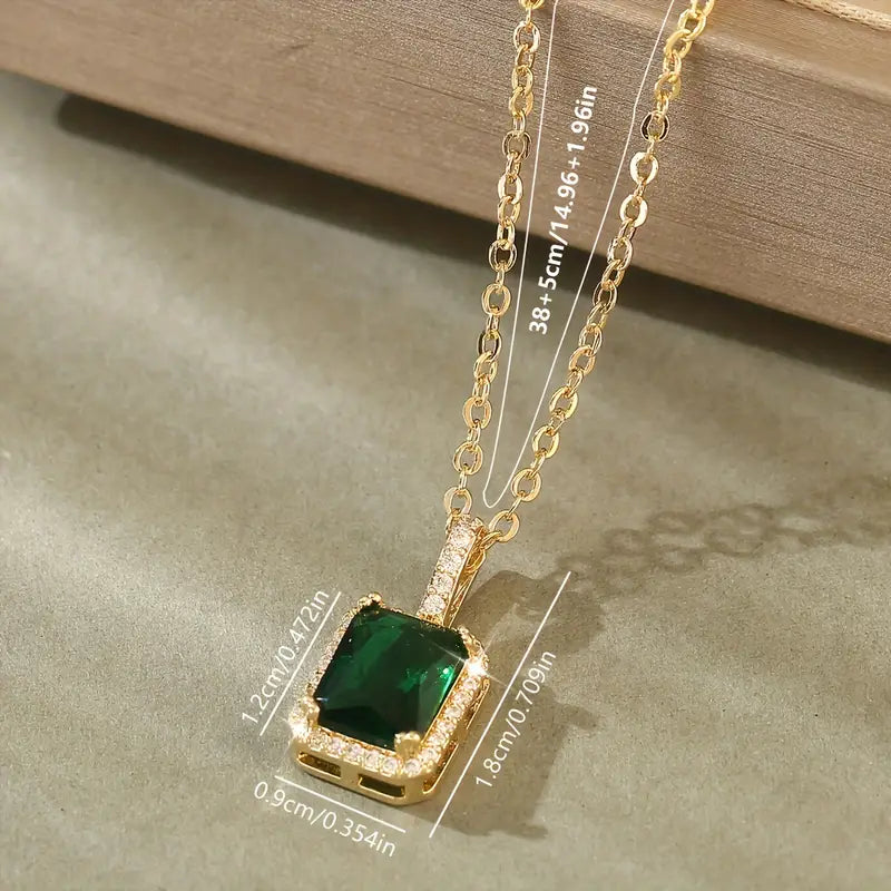 Emerald-Green Halo Pendant Gold Necklace – view 4