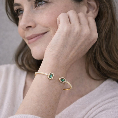 Emerald-Green Open Cuff Gold Bracelet – view 9