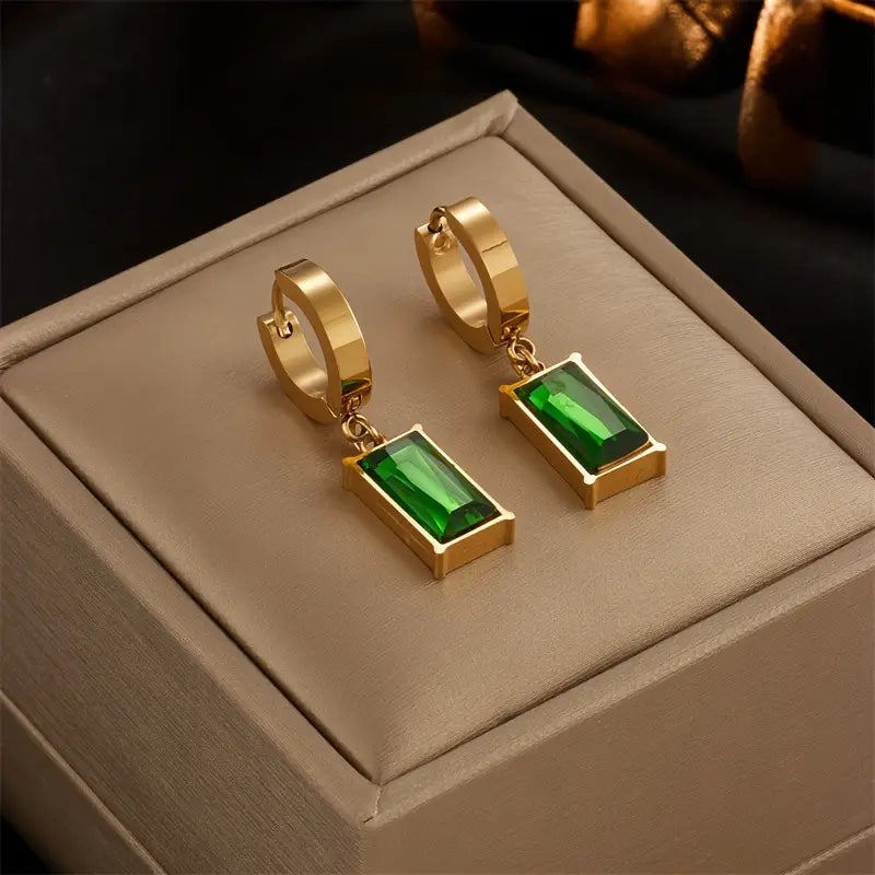 Emerald-Green Rectangle Gold Necklace Set – view 4