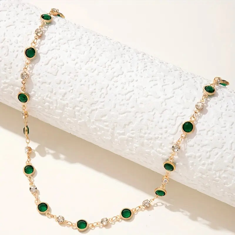Emerald-Green Station Gold Necklace – view 2