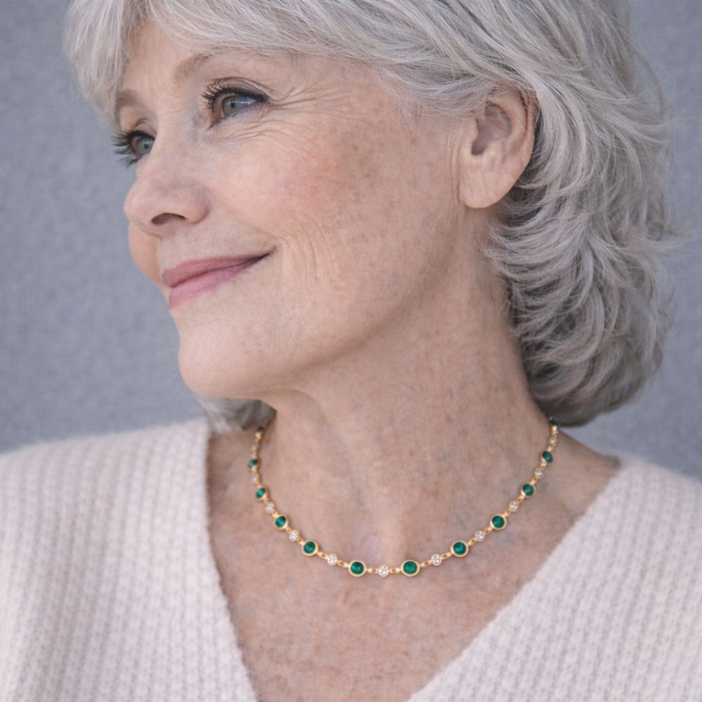 Emerald-Green Station Gold Necklace – view 7