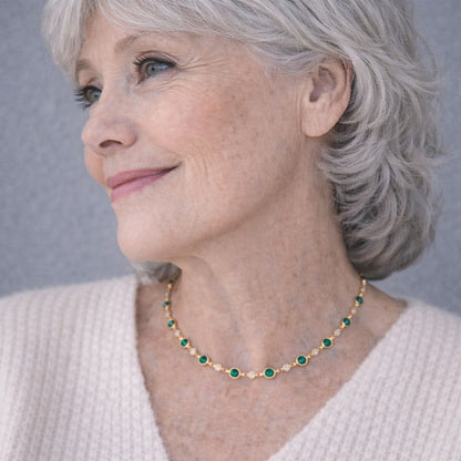 Emerald-Green Station Gold Necklace – view 7
