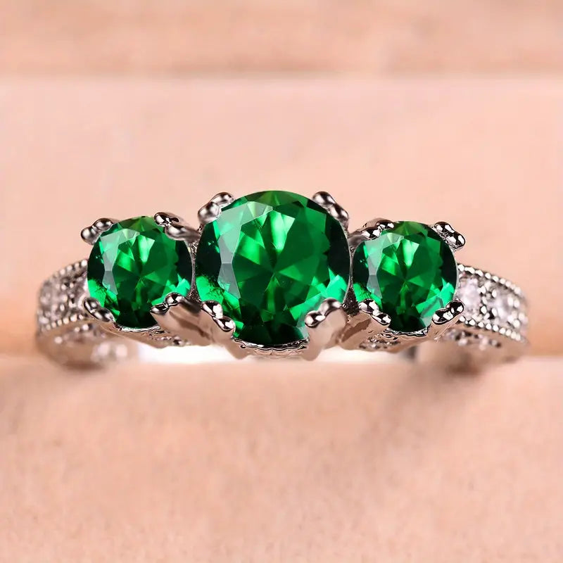 Emerald-Green Three-Stone Silver Ring – view 3