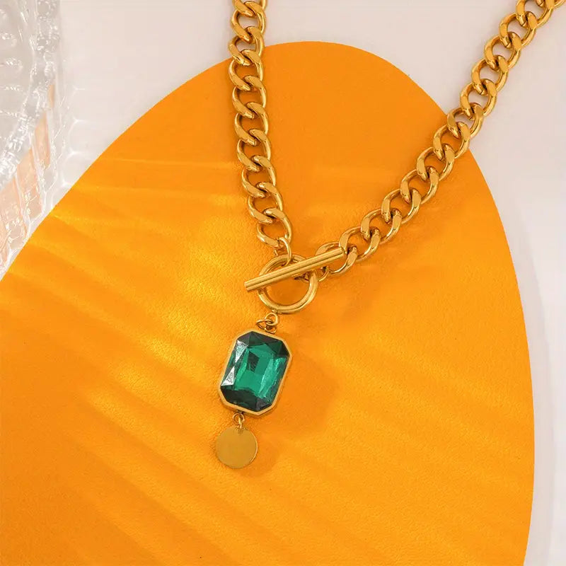 Emerald-Green Toggle Gold Necklace – view 3