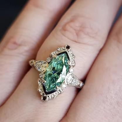 Green Marquise Vintage Silver Ring – view 2