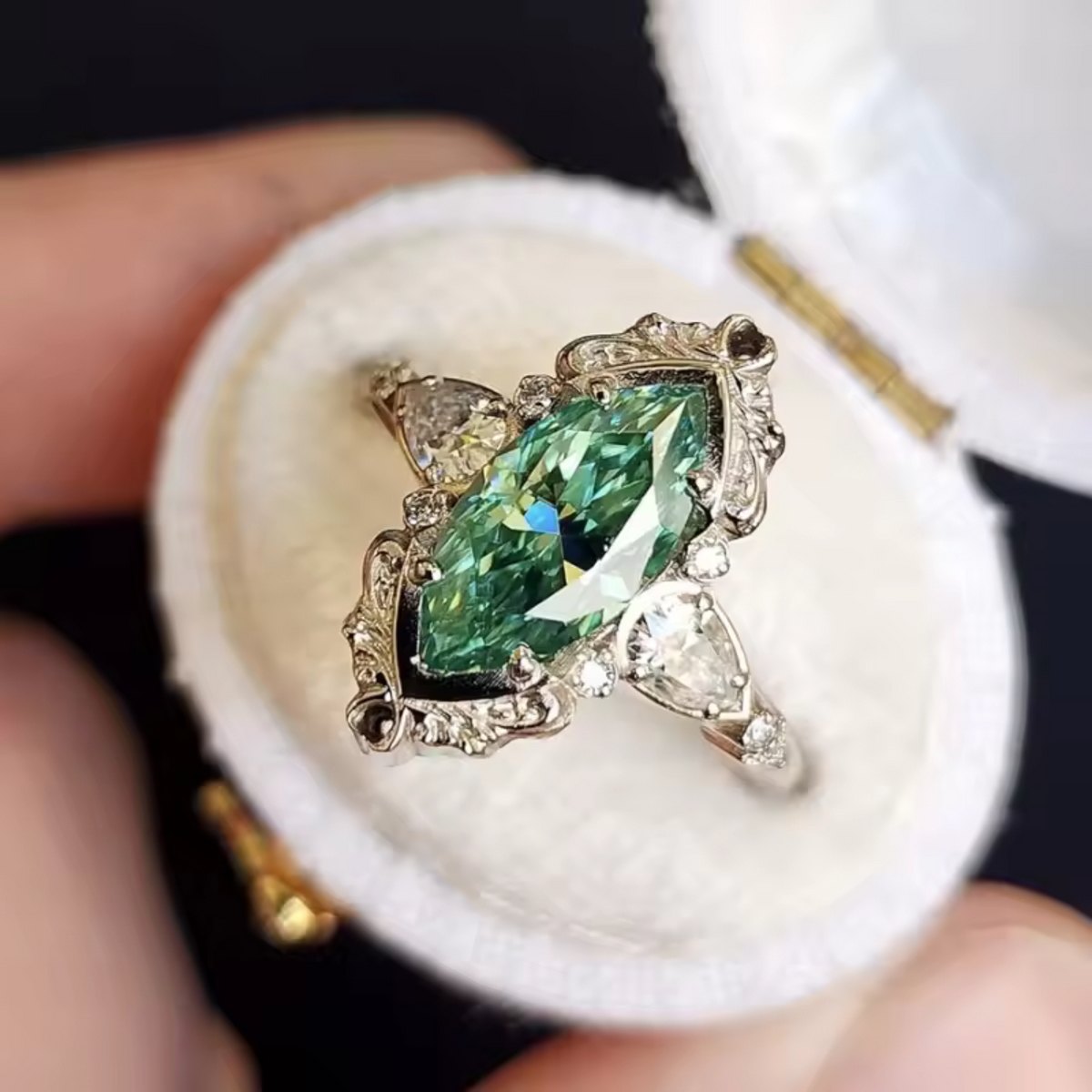Green Marquise Vintage Silver Ring – view 7