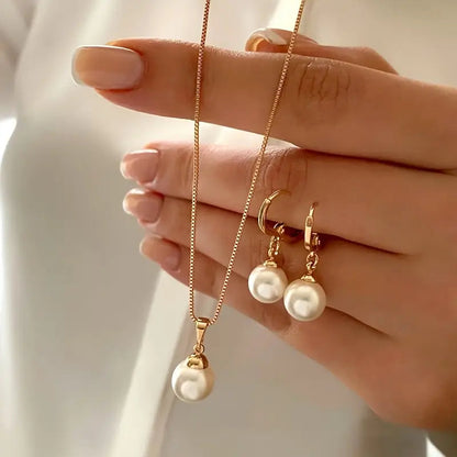 Pearl Pendant Gold Necklace Set – view 4