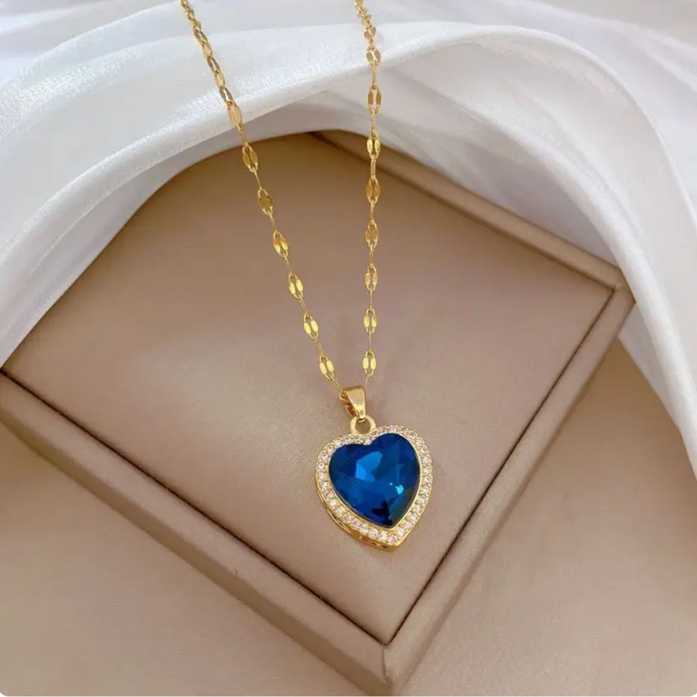 Sapphire-Blue Heart Halo Gold Necklace