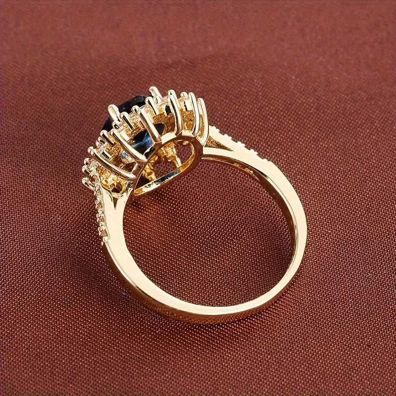 Sapphire-Blue Oval Halo Gold Ring – view 3