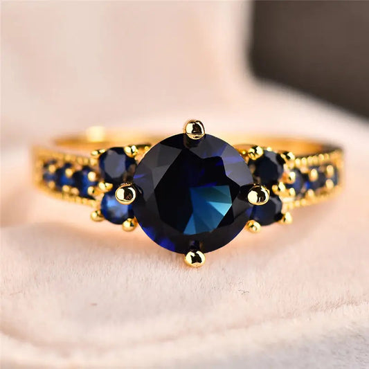 Sapphire-Blue Round Cluster Gold Ring