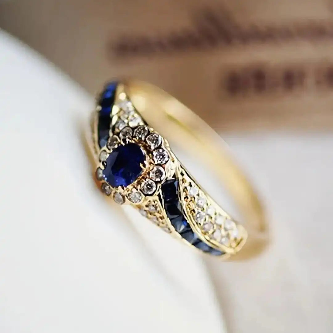 Sapphire-Blue Swirl Halo Gold Ring – view 4