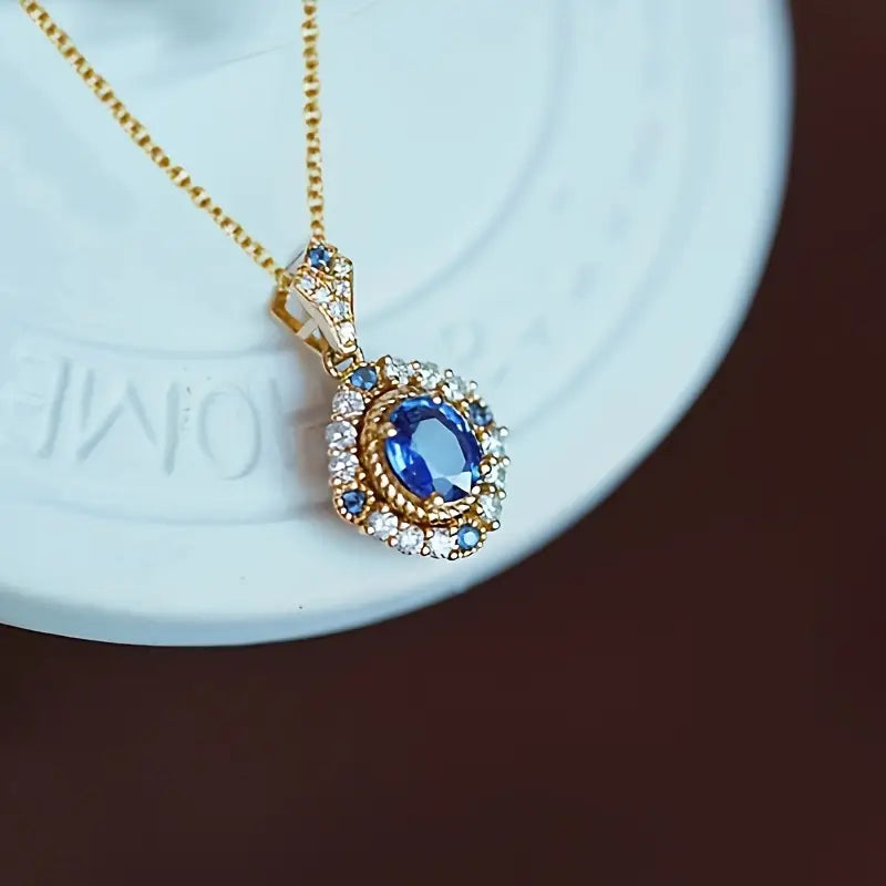 Sapphire-Blue Vintage Oval Pendant Gold Necklace – view 3