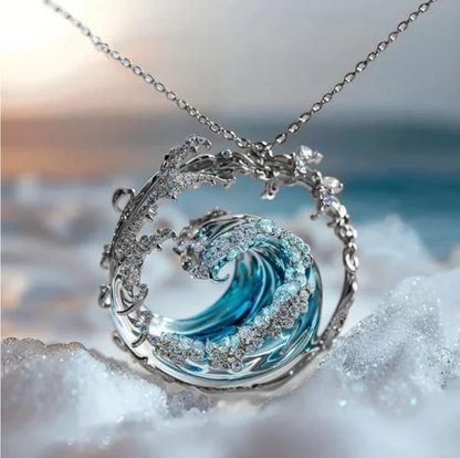 Ocean Wave Pendant Necklace – silver