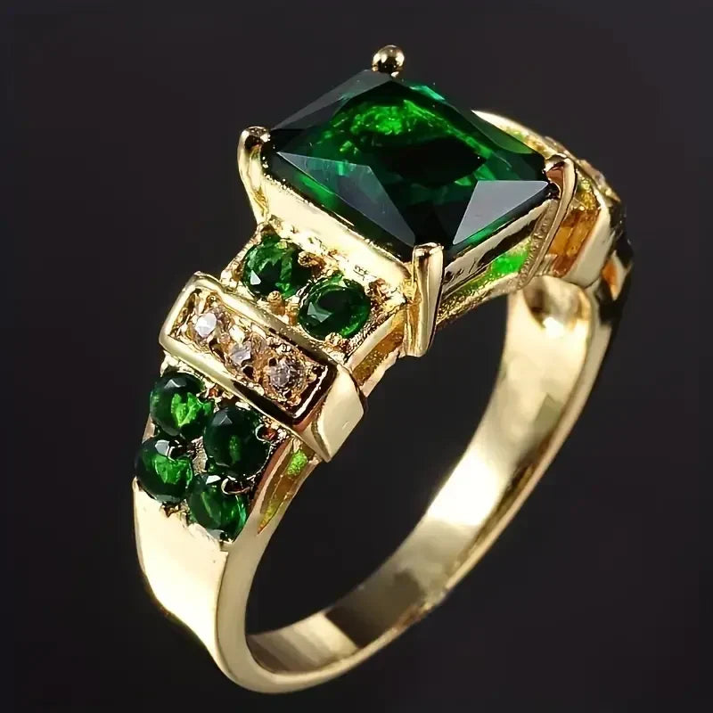 Emerald-Green Statement Gold Ring