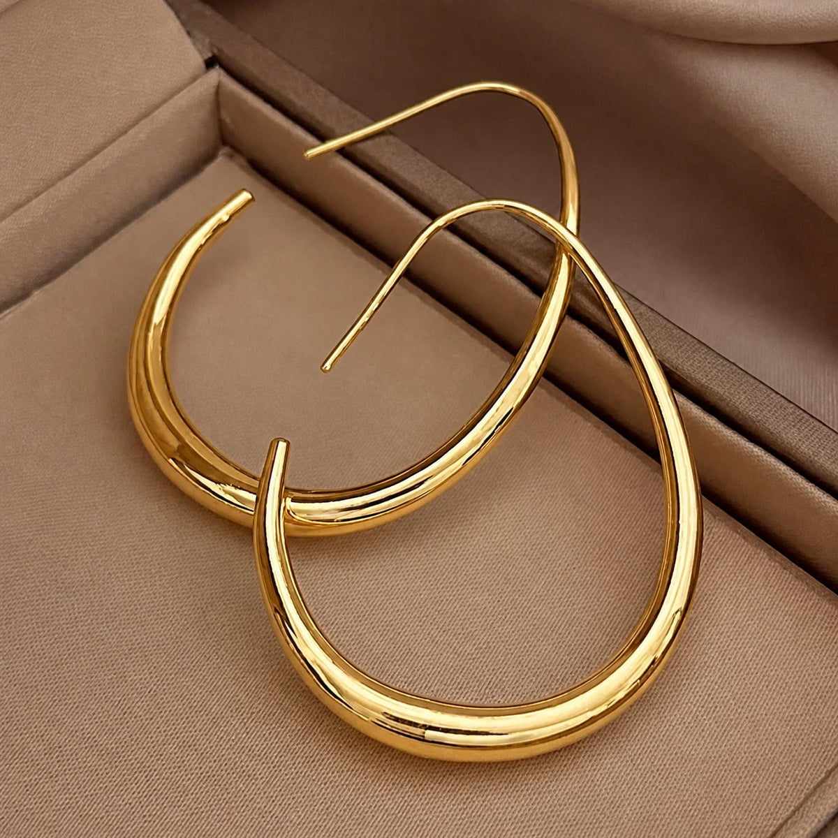 Antique-Style Hoop Earrings – view 4